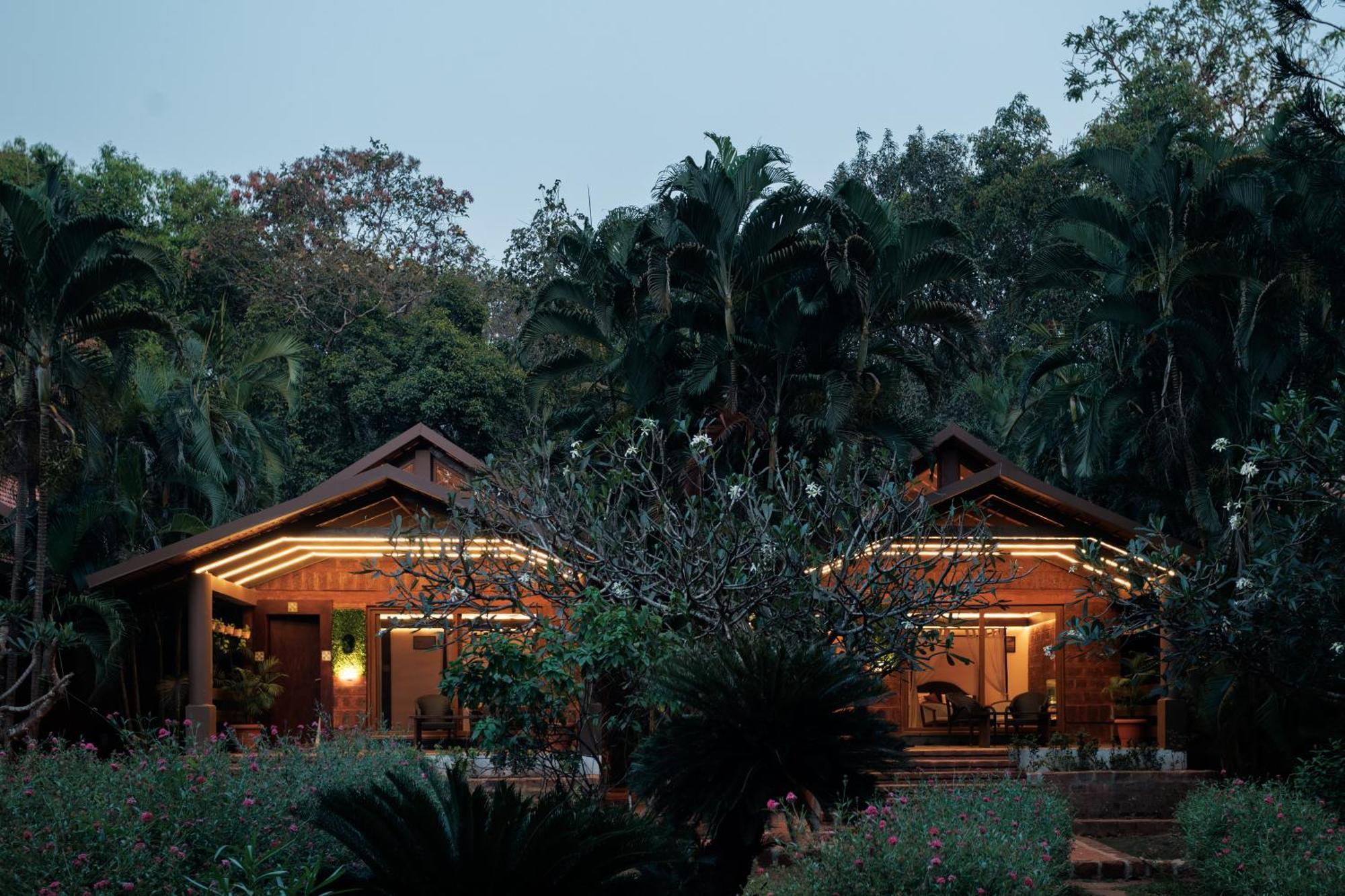 Sai Vishram Beach Resort Bainduru Exteriér fotografie